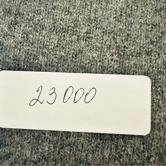 THEORY Women’s Size M Crew Neck 100% Cashmere Grey Sweater - Picture 9 of 9